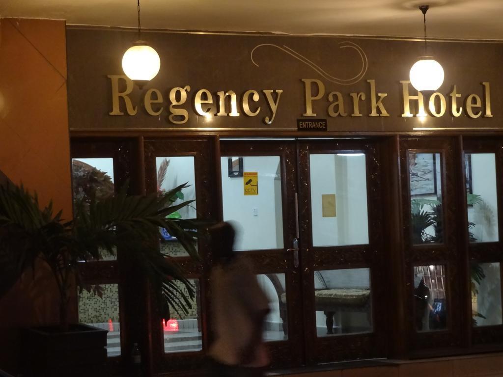 Regency Park Hotel Mombaça Exterior foto